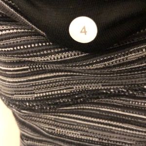 lululemon athletica Pants - Lululemon black gray white legging, sz 4, 71196 lululemon athletica Pants - Lululemon black gray white legging, sz 4, 71196
